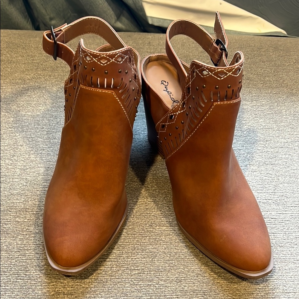 Gorgeous heeled booties